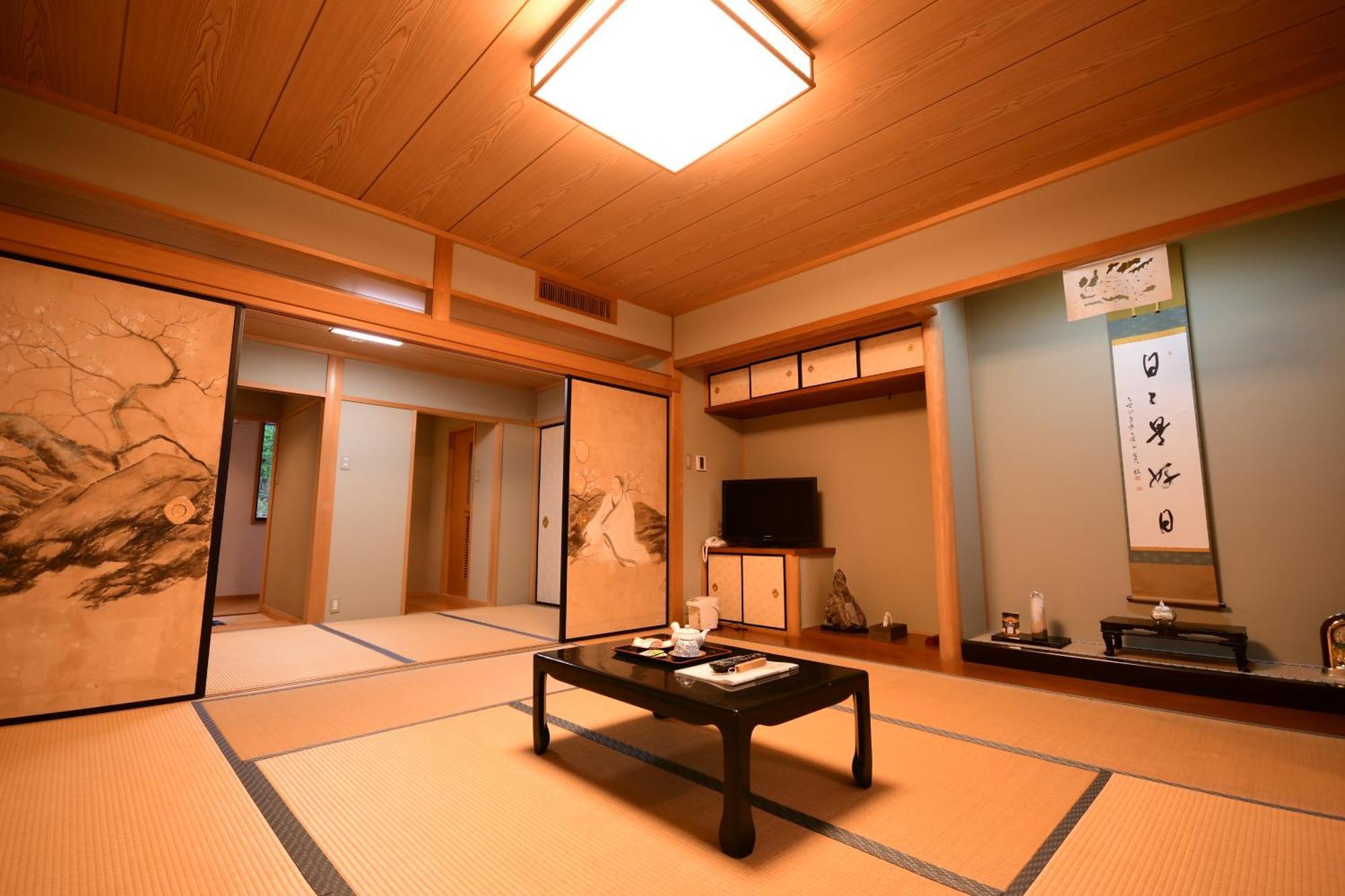 Koyasan Shukubo Fugenin Hotel Exterior photo