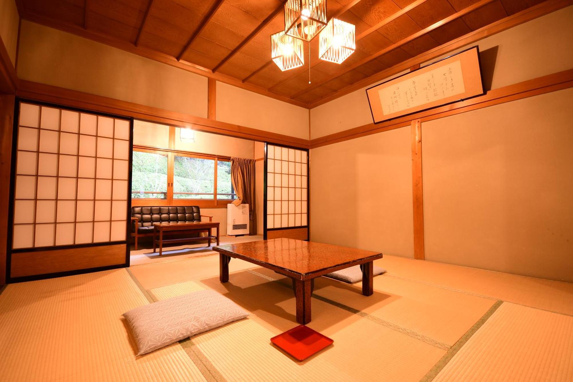 Koyasan Shukubo Fugenin Hotel Exterior photo